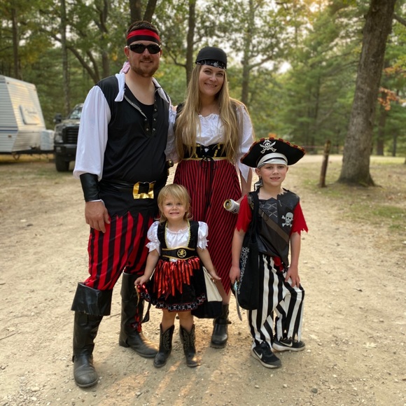 Meet your Posher, Teresa ⭐️⭐️⭐️⭐️⭐️ - Picture 11 of 16